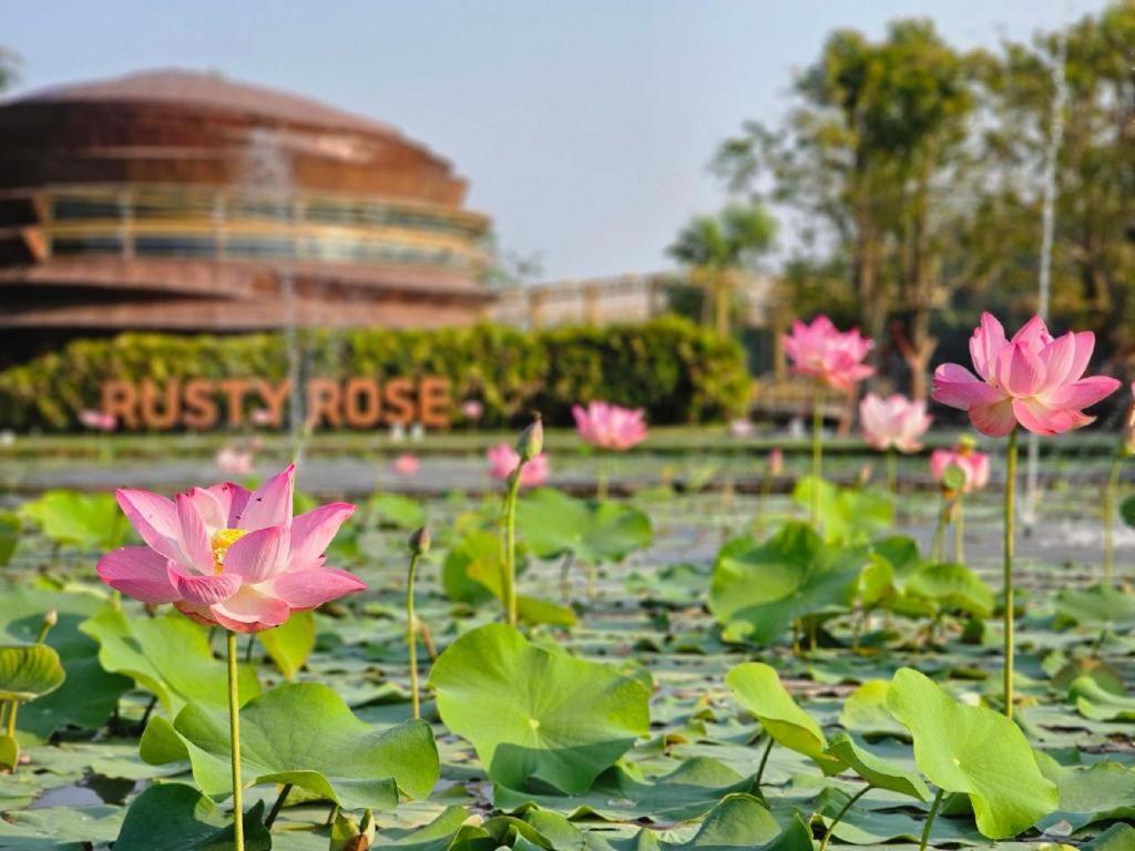 Hotel The Buffalo Amphawa Samut Songkhram Exterior foto